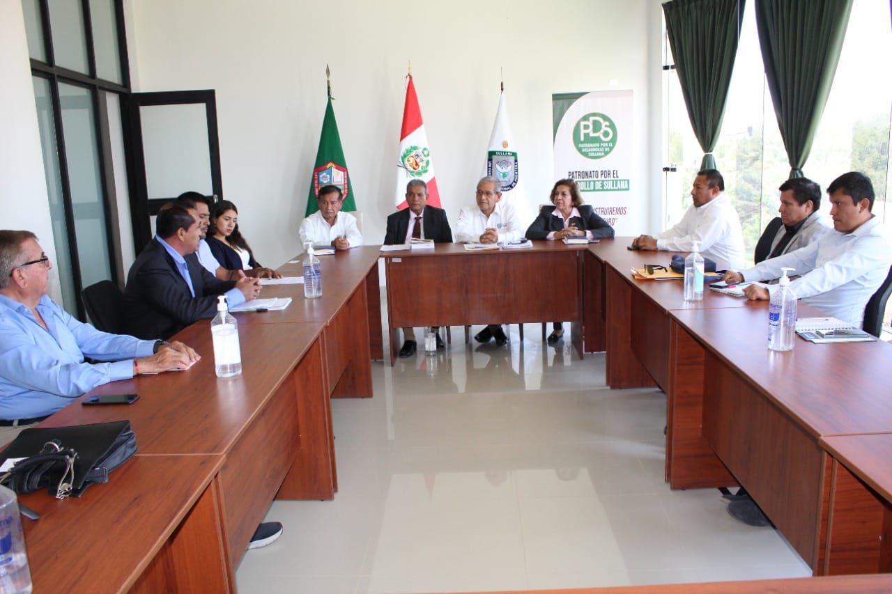 Alcalde electo de Sullana se reúne con autoridades de la Universidad Nacional de Frontera 2