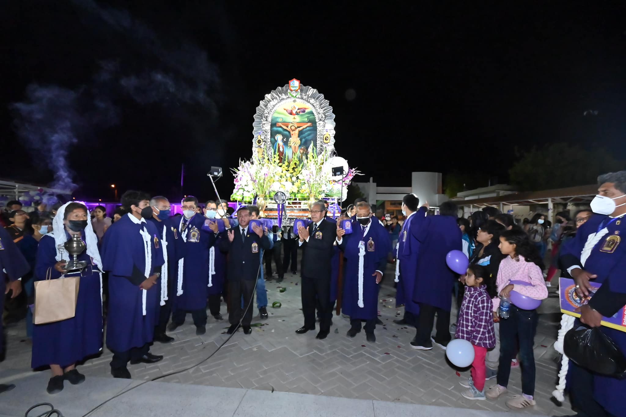 Sagrada Imagen del Señor de los Milagros llega a la Universidad Nacional de Frontera 2