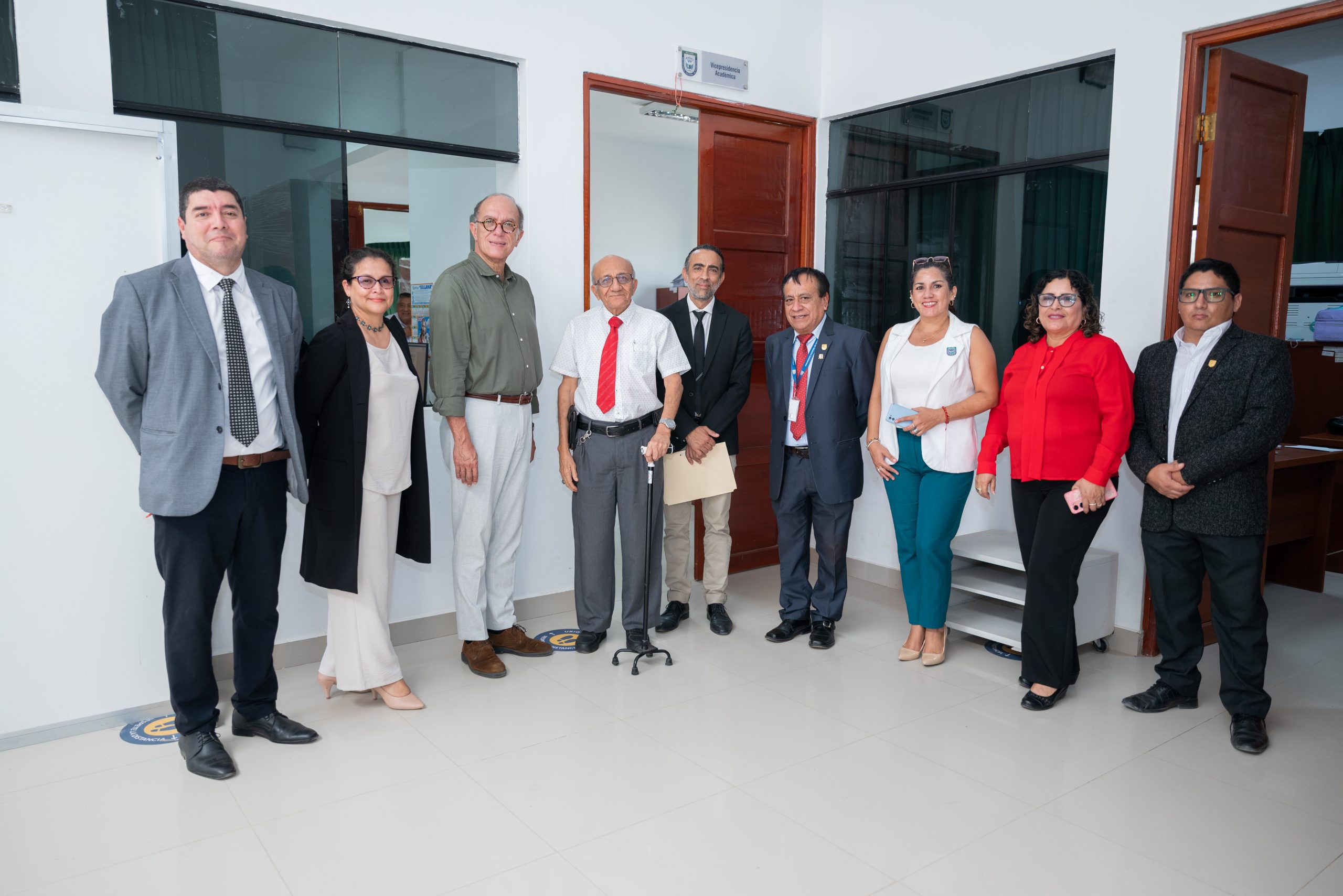 VISITA EMBAJADOR DE RELACIONES EXTERIORES-3