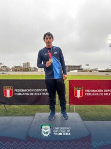 Estudiante de la UNF gana primer puesto en lanzamiento de jabalina en el Campeonato Nacional de Atletismo U20
