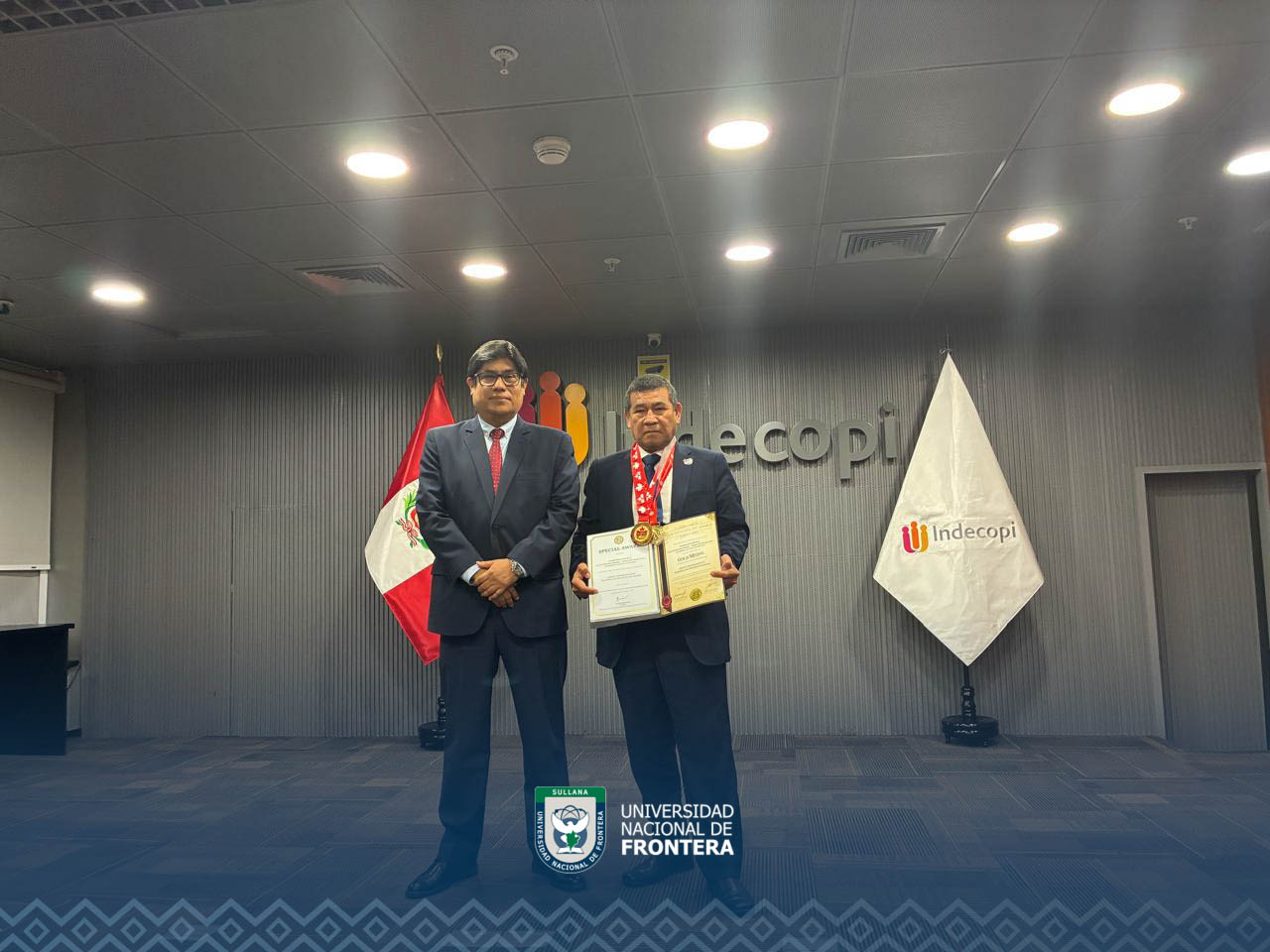 Docente y egresadas de la Universidad Nacional de Frontera recibieron medalla de oro en iCAN 2025