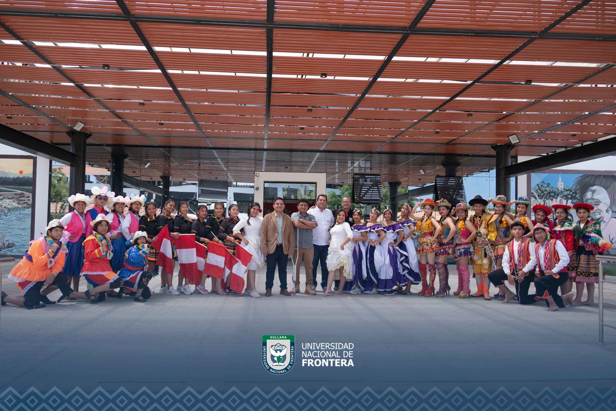 Estudiantes de la Facultad de Ciencias Empresariales y Turismo de la UNF presentaron danzas artísticas
